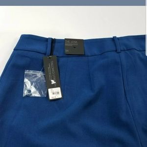 Lane Bryant Women's Blue Crop Capri NWT, size 16